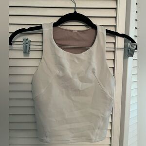 White lululemon tank top